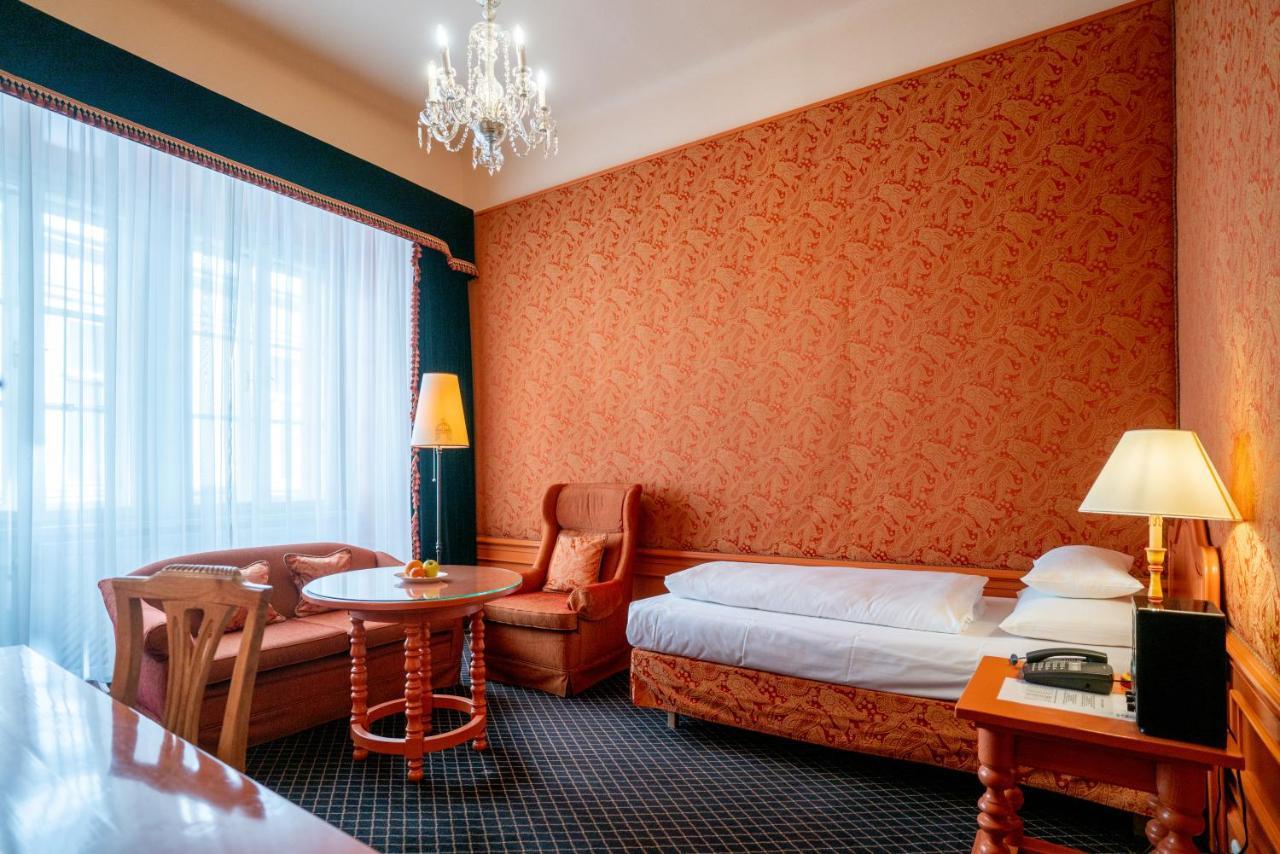 Hotel Konig Von Ungarn Виена Екстериор снимка